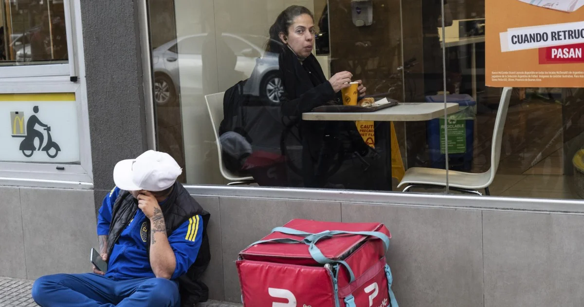 Aumentan los precios de alimentos: inflación mensual alcanza el 4% y preocupa a consumidores