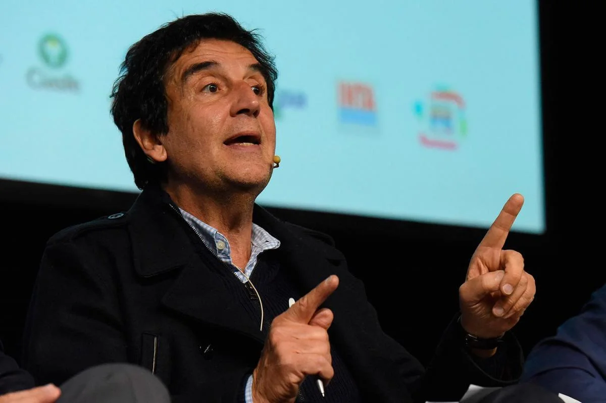 El análisis de Melconian revela tensiones en el mercado cambiario argentino