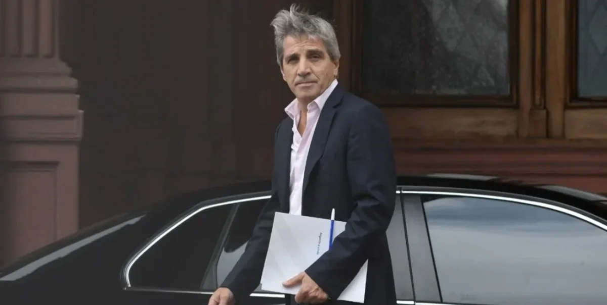 Gobierno enfrenta desafío de US$ 4.200 millones tras implementación de bandas cambiarias