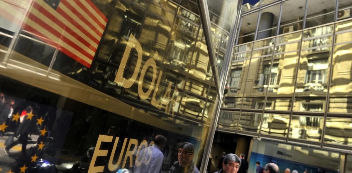 Impacto en el turismo: el dólar tarjeta se sitúa en niveles históricos este jueves