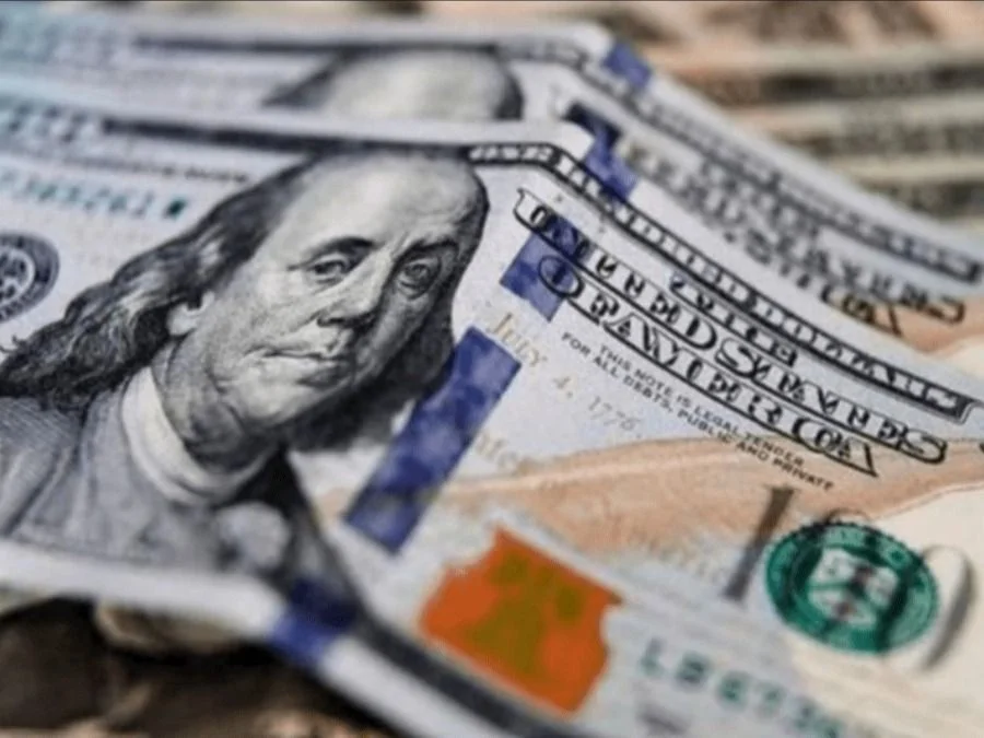 La brecha cambiaria se amplía tras retroceso del dólar oficial y el impacto en el blue y MEP